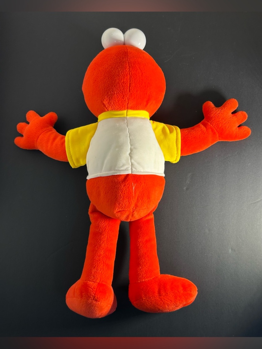 2005 Fisher-Price Sesame Street Elmo Plush Toy - Picture 5 of 7